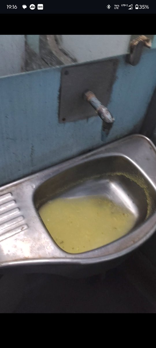 code_lerner's tweet image. This is the washroom condition of the train number 14623 Patalkot exp my PNR is 6142573088, coach s1 , there is no cleaning staff I have seen till now  and the washroom condition is very bad.
@indianrail @RailMinIndia @RailwaySeva @Central_Railway @NWRailways @RailwaySeva