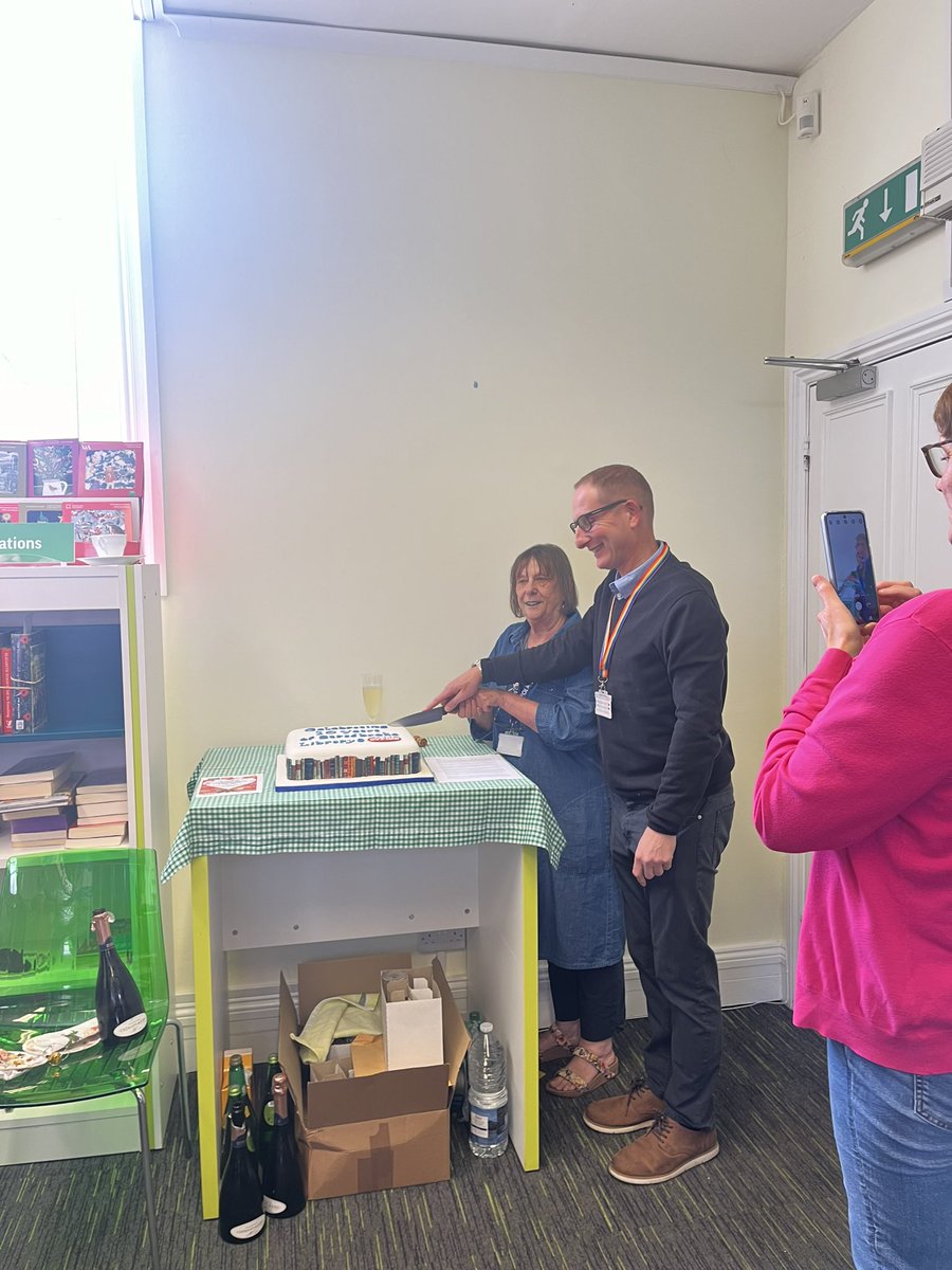 I had an absolutely delightful morning at Stradbroke Library celebrating 10 years of SL (let’s be honest, it’s Maureen) running the Post Office. Maureen and her team are stalwarts of that community with the library, PO and cafe offer and people would be lost without them ♥️