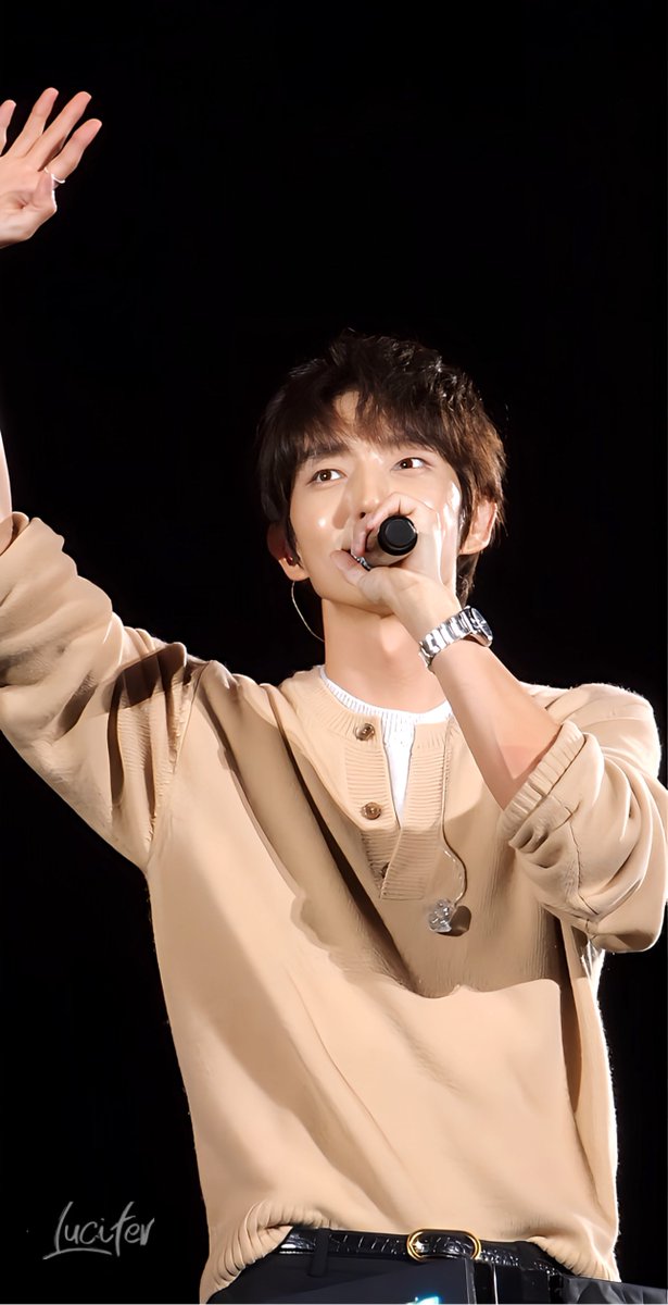 #이준기 배우님 팬분들께서
택연이 사진 영상 많이 올려주시고 계셔서
부족한 사진이지만 제가 찍은 배우님 사진을😁

#イジュンギ さんのファンの皆様がテギョンの写真や映像共有して下さるので未熟な写真ですが私が撮ったのもアップします😁

#Kドラマフェス2024