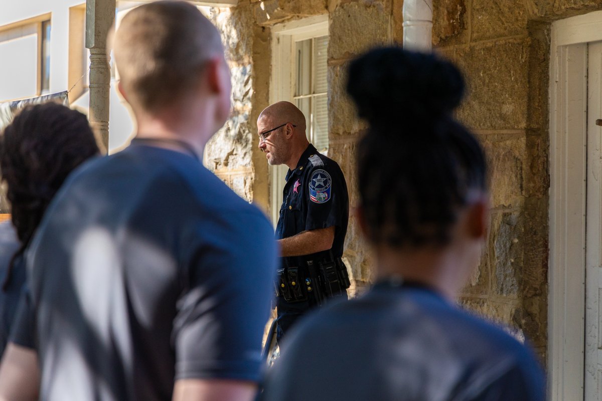 CCSOVA's tweet image. Last week, the 39th Basic Academy ran its fifth history run meeting with Major Huff. They are designed to instill immense pride in the organization they work for. #basicacademy #training #history #run