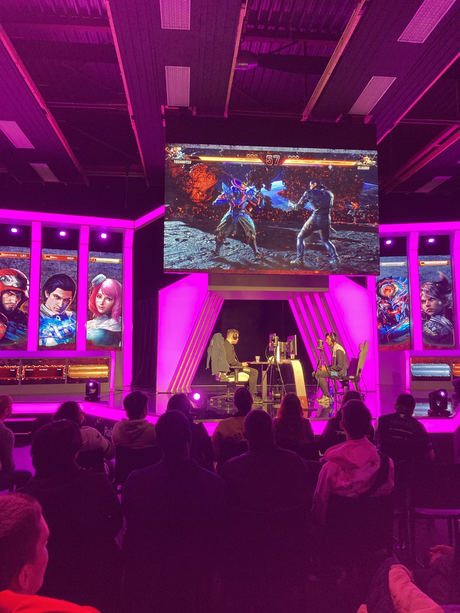 sweshift98's tweet photo. First time traveling outside of the Nordics, TNC has been a great experience and the overall weekend in NL🇳🇱 was amazing.

I’m sure that I will visit NL again soon😁 https://t.co/OihQa05xnO