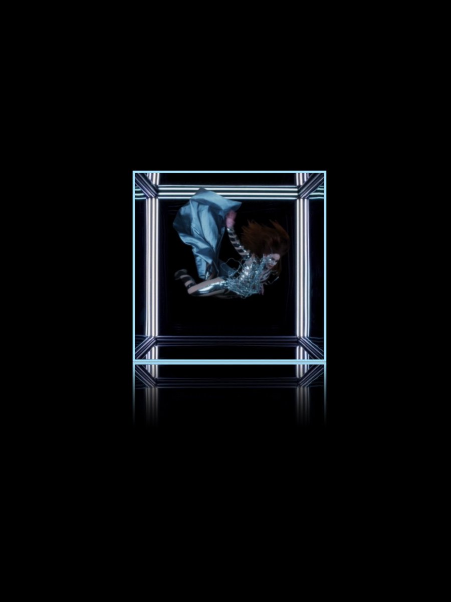 NickWeirShowbiz's tweet photo. This is #TheBox
It appears in the robotics video vignette called #Falling which is the third and final chapter in the Quantum Class’ #DanceInABox series)
It’s on #OdysseyoftheSeas, #two70
#ZeroG
#ZeroGravity
( @harleywoman883, so glad you enjoyed it. FYI, it’s a #worldfirst) https://t.co/YSCCoAXK1W