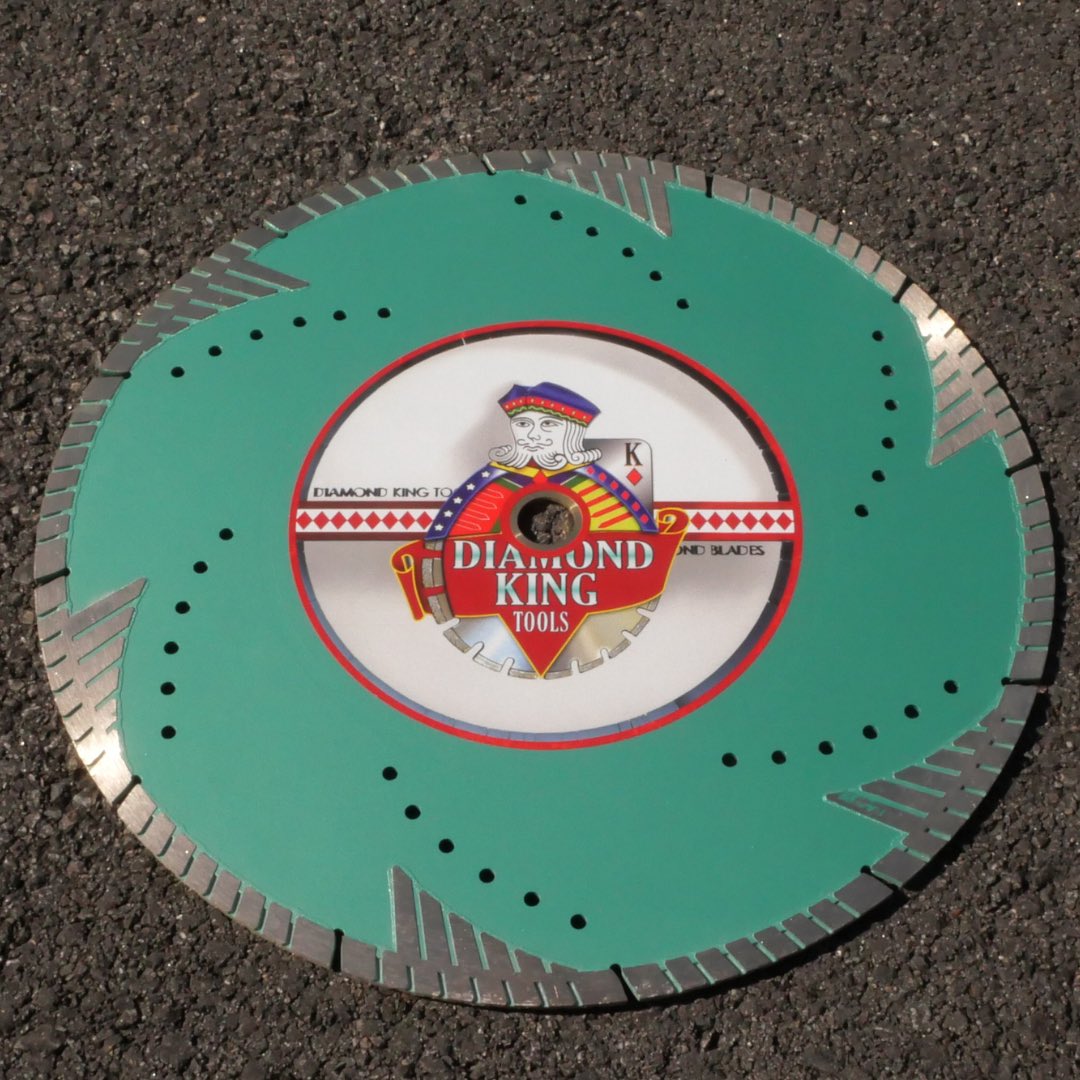 diamondkingtool's tweet image. Love the color on the green (blue) tornado 💎👑🔥

#diamondblades #masonry #masonrywork