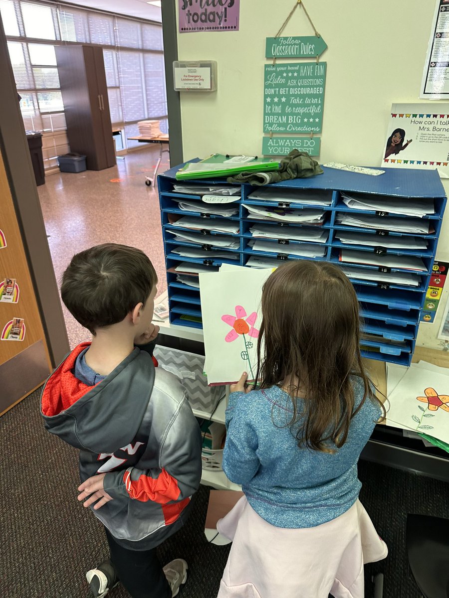 MillbrookeMax's tweet photo. So many great learning experiences happening at MB today in all the grade levels! #theresnoplacelikemillbrooke #OPSMakeTodayCount https://t.co/xtkwlzgN1f