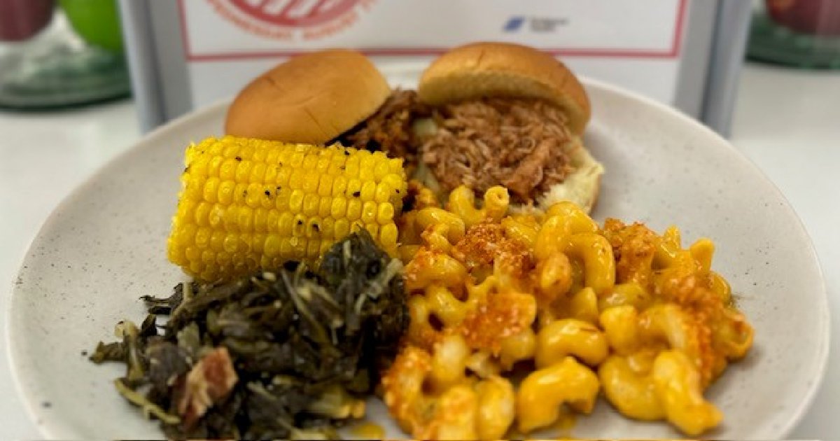 Aramark Healthcare+ leans into BBQ Throwdown competition to engage both chefs and diners. Chefs from six hospitals in the Endeavor Health System competed during the summer to create the most popular BBQ meal. ow.ly/XWib105LSZI
