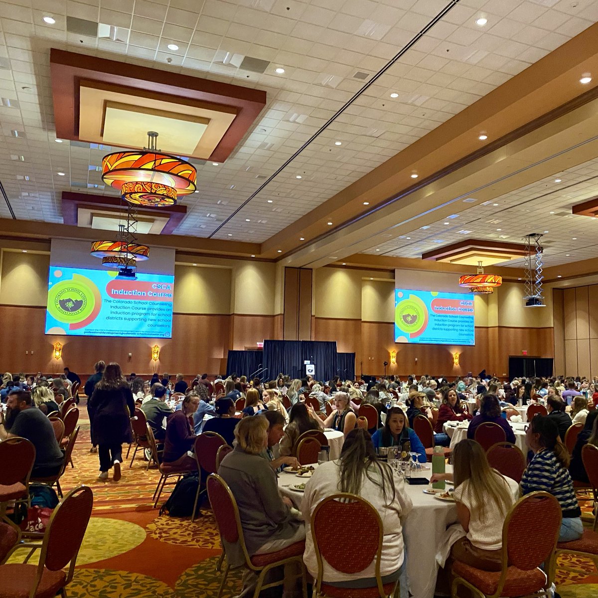 EDCareDenver's tweet image. #EDCare was thrilled to be a part of the Colorado School Counselor Association’s IGNITE Change Conference. We had an incredible time connecting with #SchoolCounselors to share resources and discuss how we can support students facing eating disorders. #CSCA #EDRecovery