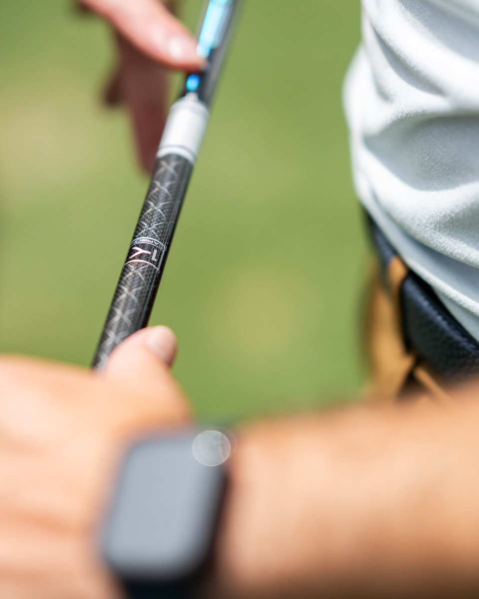 MitsubishiGolf's tweet image. Unlock unparalleled performance with the TENSEI 1K Pro Blue shaft! Featuring a unique blend of 1K carbon fibers for enhanced stability and optimal energy transfer. Designed for serious golfers! #TENSEI1K #GolfTechnology #PrecisionPerformance #MitsubishiGolf