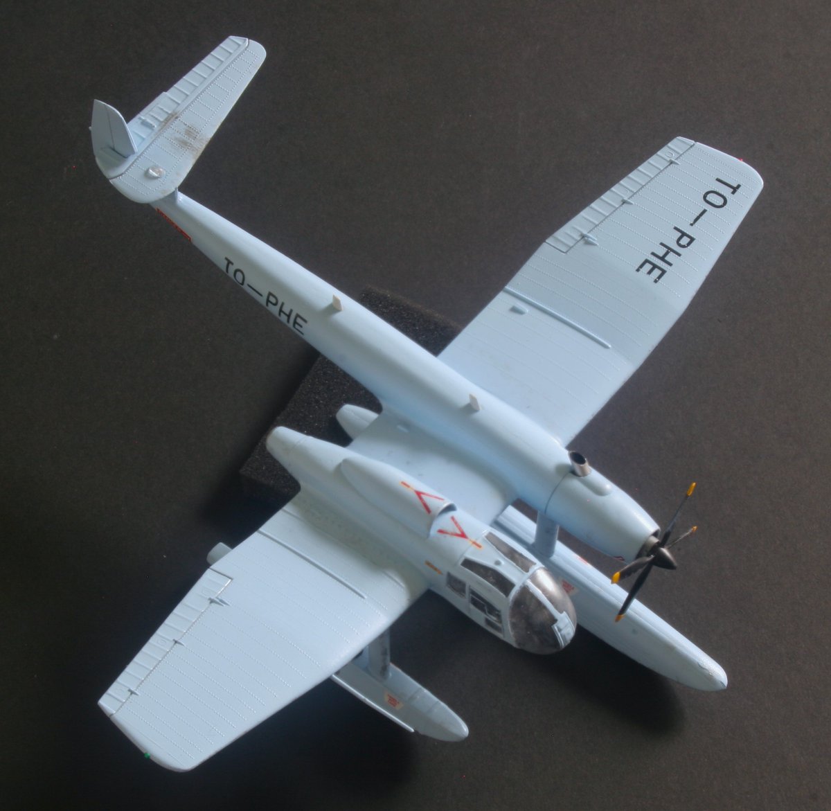 hws5mp's tweet image. Vogt RV-141NG

Done for an in-memoriam build for two of our late members, one of whom was a pacifist who liked asymmetric aircraft &amp;amp; one of whom liked turboprop conversions &amp;amp; floatplanes.

@Hush_Kit @AviationMarlene @clark_aviation 
#scalemodelling #modelmaking #WHATIF