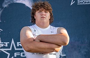 Six Star Football | MISSOURI (@6starfootballmo) on Twitter photo Unstoppable Forces | Missouri’s Best Available Senior OLs in the Class of 2025
🏈Six Star Football takes a look at several OL prospects drawing college attention 🔥
STORY ▶️🔗 sixstarfootball.com/article/unstop…
@bindeltrevor <a href="/AHertlein8/">Andy Hertlein</a> <a href="/JacobLile59/">Jacob Lile</a> <a href="/boknowsfb2/">Bo Smith</a> @samrobinson2025 Unstoppable Forces | Missouri’s Best Available Senior OLs in the Class of 2025
🏈Six Star Football takes a look at several OL prospects drawing college attention 🔥
STORY ▶️🔗 sixstarfootball.com/article/unstop…
@bindeltrevor <a href="/AHertlein8/">Andy Hertlein</a> <a href="/JacobLile59/">Jacob Lile</a> <a href="/boknowsfb2/">Bo Smith</a> @samrobinson2025