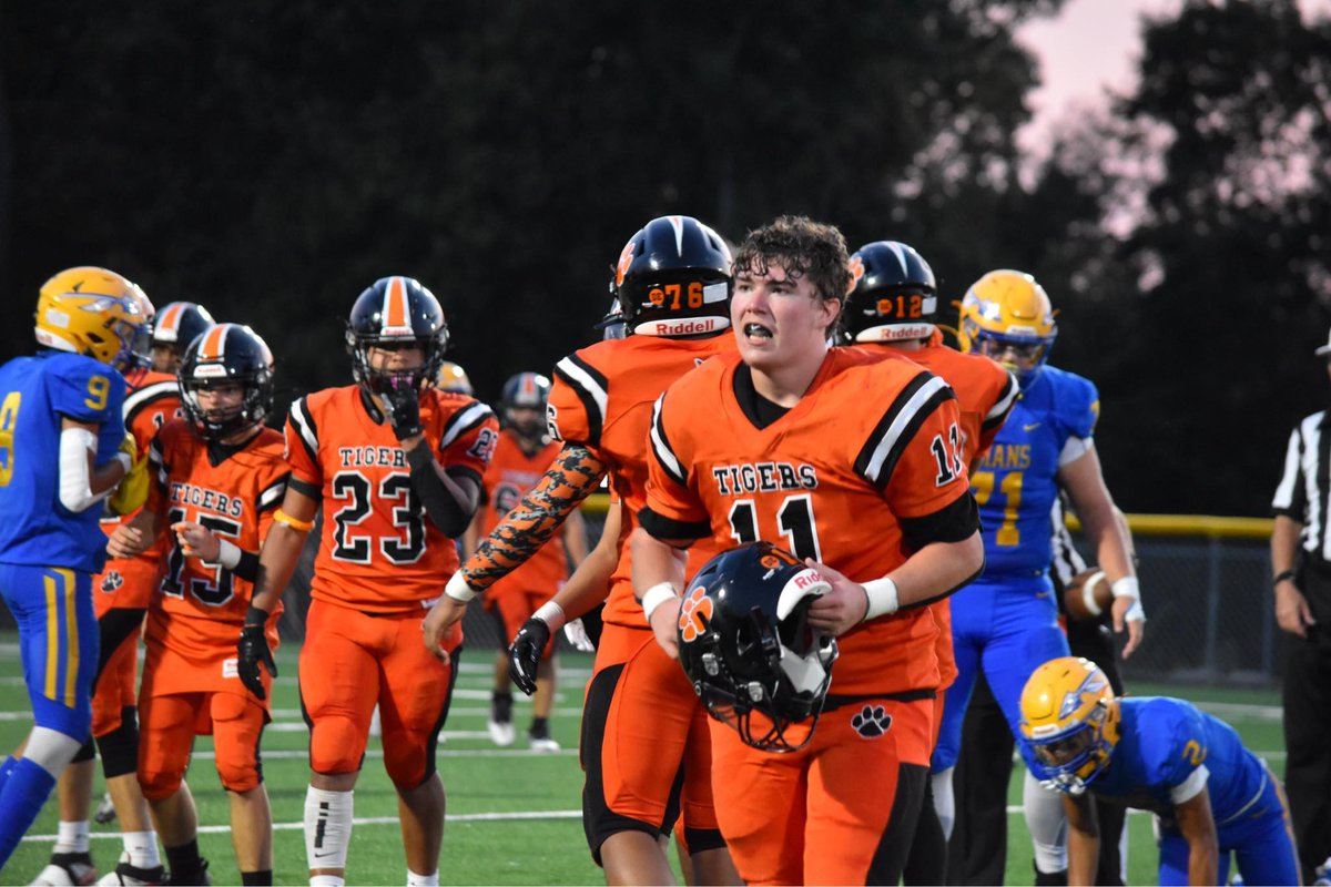 Alex Bess (@alexbessfb) on Twitter photo After week 6, I wasn't sure I'd be able to return due to a shoulder injury. It's official, I'll need surgery within next month, but the sports medicine team says next year will be the best yet. Can't thank <a href="/OhioValleyPreps/">Ohio Valley Preps</a>, <a href="/CoachFred_36/">Scott Fredericks</a>, and everyone else for believing in me. After week 6, I wasn't sure I'd be able to return due to a shoulder injury. It's official, I'll need surgery within next month, but the sports medicine team says next year will be the best yet. Can't thank <a href="/OhioValleyPreps/">Ohio Valley Preps</a>, <a href="/CoachFred_36/">Scott Fredericks</a>, and everyone else for believing in me.