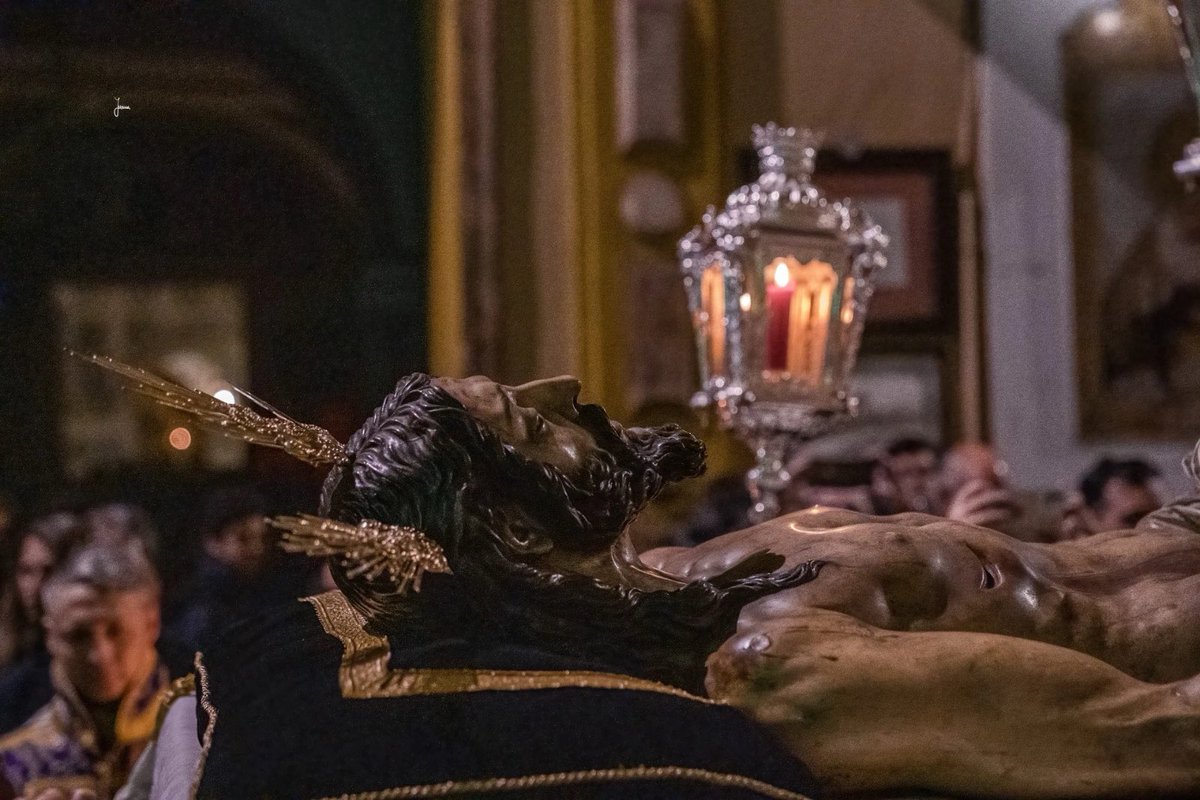 La imagen del Santísimo Cristo Yacente del <a href="/StoEntierro_Sev/">Santo Entierro Sevilla</a> presidirá el #ViaCrucisSevilla25 de <a href="/ElConsejoSev/">Consejo HH y CC Sevilla</a>