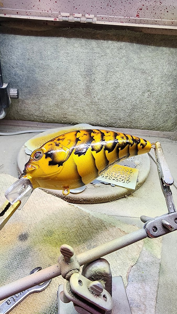 dublplayoutdoor's tweet photo. Sunrise craw on the grenade ko.
#fishing #bassfishing #largemouthbass #bass #custombaits #airbrushing #outdoors #painting #customlures #lures #fish #fishtok #smallbusiness #kansasoutdoors #kansas https://t.co/6HjHwYMjdC