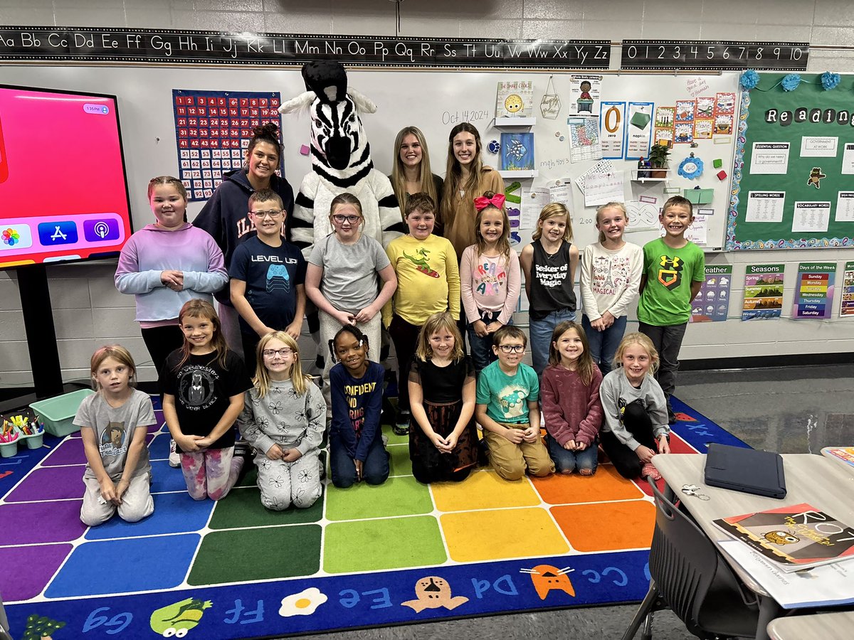 Karen Smith (@mrs_karen_smith) on Twitter photo Thank you to the high school NASA students who came to present today! We learned a lot and had so much fun! <a href="/VoelzJames/">New Palestine High School</a> @SouthernHancock #newpalproud Thank you to the high school NASA students who came to present today! We learned a lot and had so much fun! <a href="/VoelzJames/">New Palestine High School</a> @SouthernHancock #newpalproud