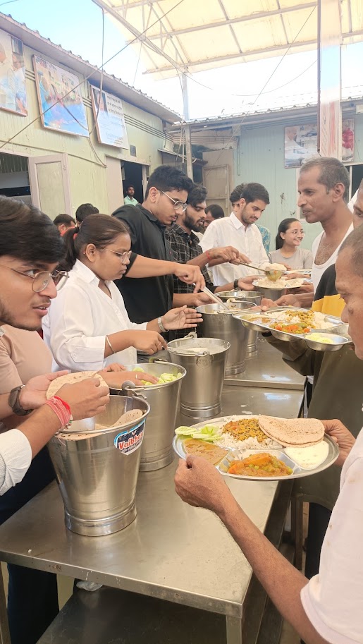 NSS - SRI AUROBINDO COLLEGE(M) (@nss_unit_sac) on Twitter photo 50+ NSS VOLUNTEERS SPENT A DAY OF SERVICE AT THE EARTH SAVIOURS FOUNDATION, SPREADING JOY THROUGH MEALS, CONVERSATIONS, AND CULTURAL ACTIVITIES. <a href="/_NSSIndia/">NSS India</a> <a href="/NssrdD/">NSS Regional Directorate Delhi</a> <a href="/YASMinistry/">YAS Ministry</a> 50+ NSS VOLUNTEERS SPENT A DAY OF SERVICE AT THE EARTH SAVIOURS FOUNDATION, SPREADING JOY THROUGH MEALS, CONVERSATIONS, AND CULTURAL ACTIVITIES. <a href="/_NSSIndia/">NSS India</a> <a href="/NssrdD/">NSS Regional Directorate Delhi</a> <a href="/YASMinistry/">YAS Ministry</a>