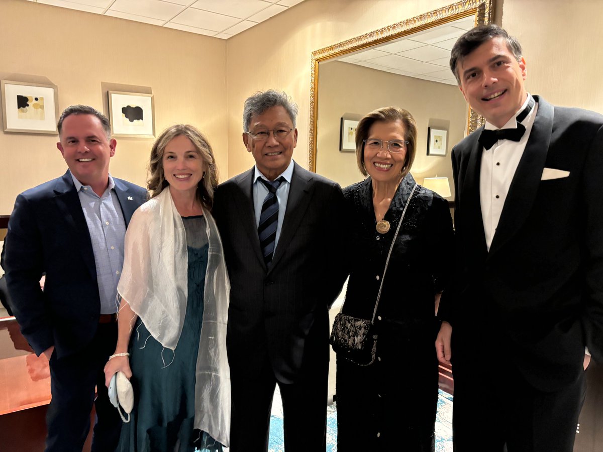 alexandrebayen's tweet photo. Honored to attend the #PhilDev Gala & Awards, meeting Dado & Maria Banatao and their children Desi & Tala. Inspiring evening with @DarekDeFreece (#BerkeleySpaceCenter) & Tamara Bock (@citrisnews). Excited for our panel with Rey & Maria Banatao on Oct 24 @CITRIS at @UCBerkeley https://t.co/lUp9Ut3M4w