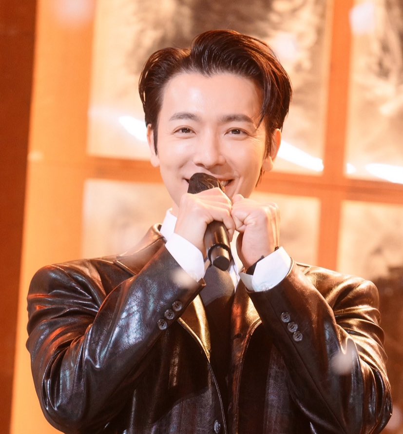 projectsjworld's tweet image. Happy birthday Donghae Oppa!💙

BELOVED DONGHAE DAY

#동해의_앞날은_GoHigh
#SunflowerDonghaeDay
@SJ_DnE_official @donghae861015