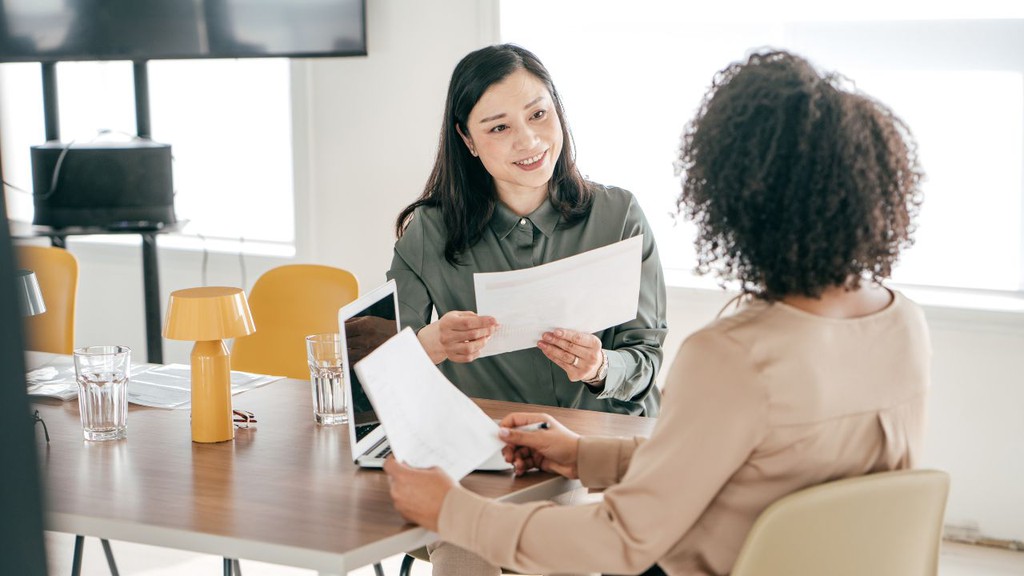 GGG_Pod's tweet photo. Asking for a reference letter can be a pivotal step in securing a job or enhancing your academic profile. https://t.co/B5tJ6Njql6

#ReferenceLetter #References #Recommendation #JobSearch @CareerReload https://t.co/UBeHwCtaCK