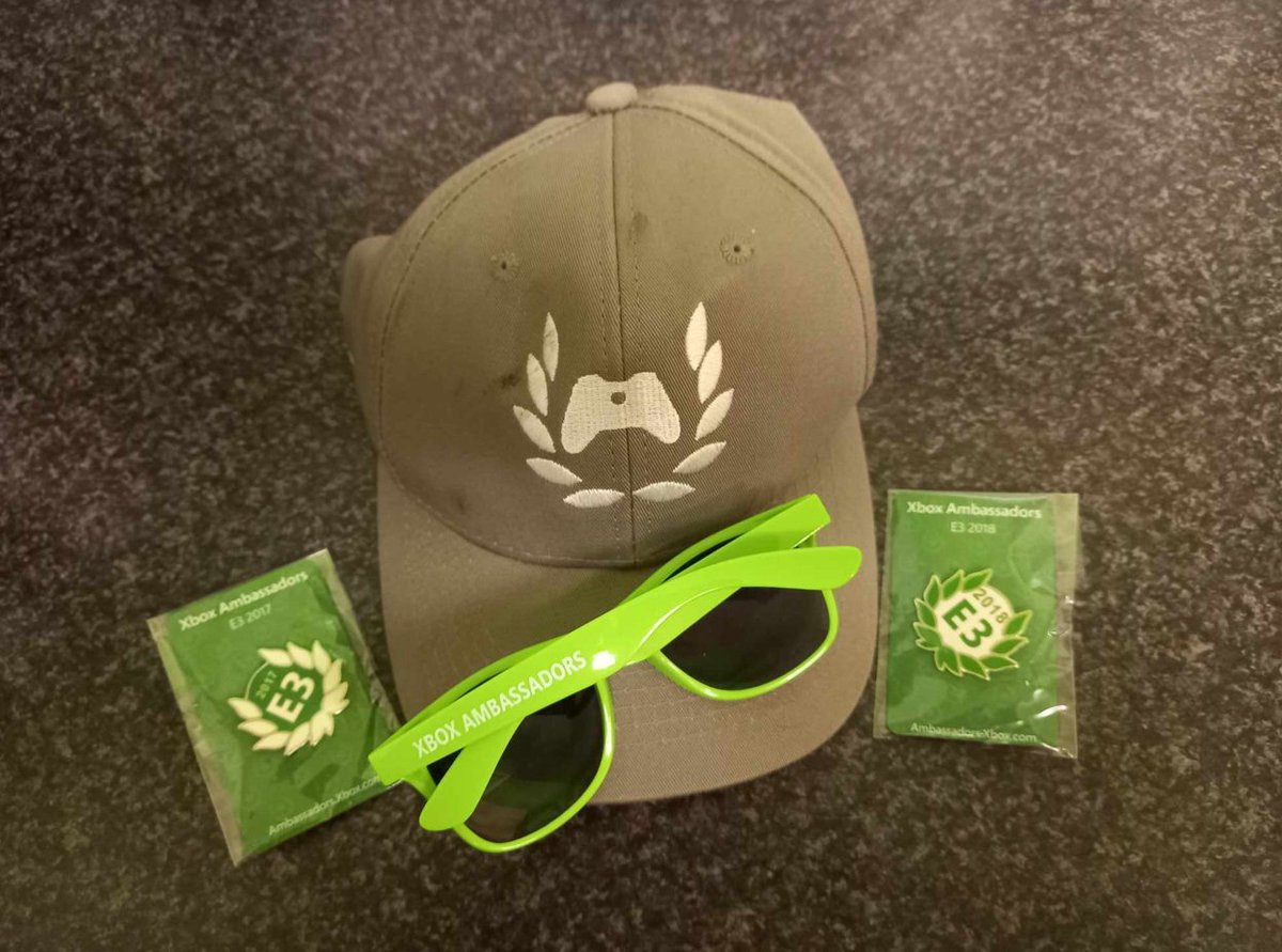 iSniperzHD's tweet photo. Well today is my final day as Xbox Ambassador before it ends tomorrow however its been quite fun and hanging out with others during they're streams also be showing my Pins from the Season and some swag i've had from them by doing Quests in the past. 

#Xbox
#XboxAmbassadors💚 https://t.co/kN7PXYluDR