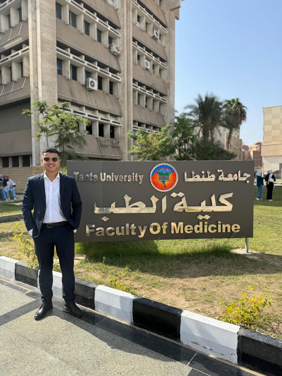 Alwakeel__'s tweet photo. 🎓 https://t.co/uEamQWytKT