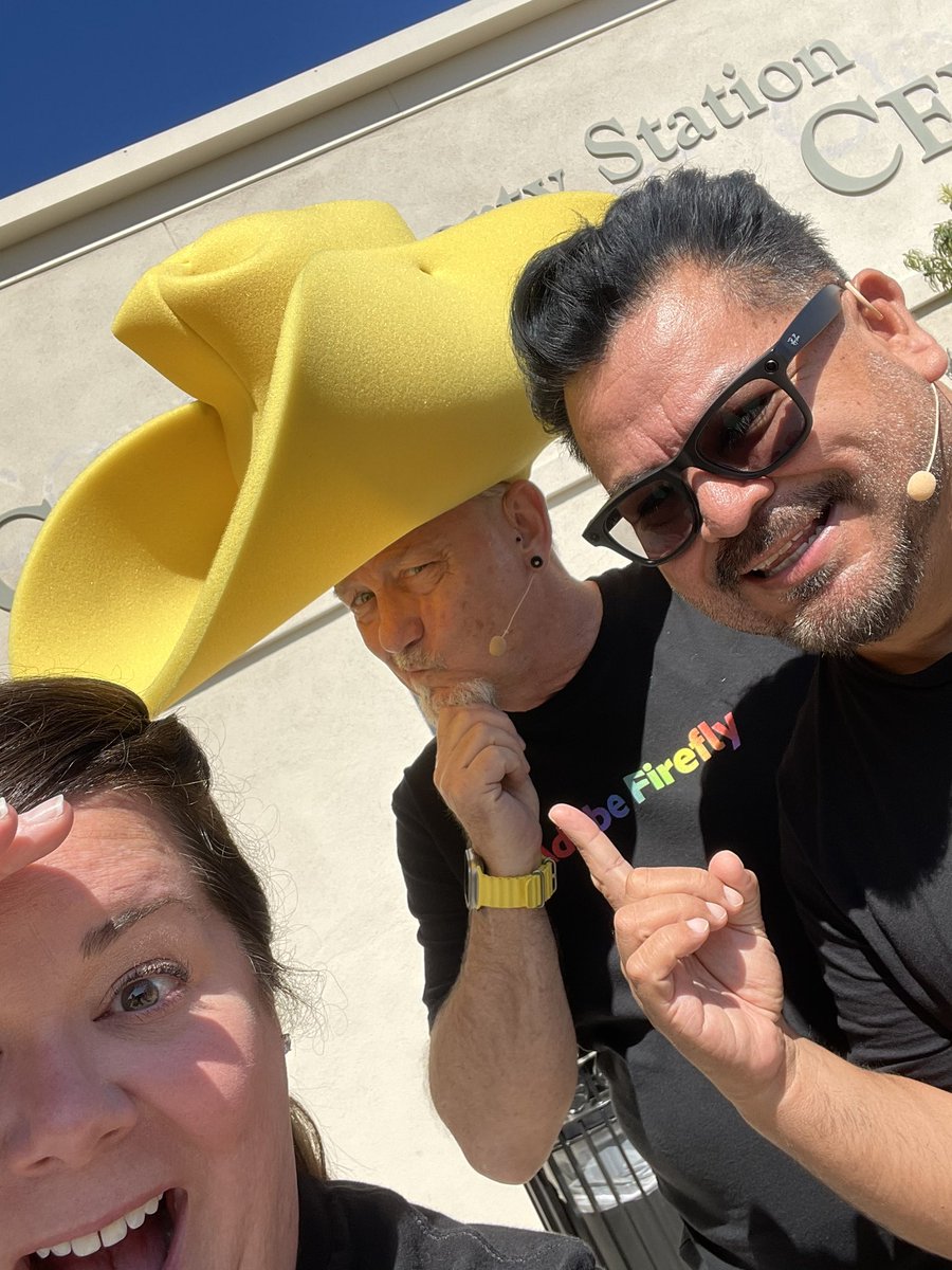 Ann Kozma (@annkozma723) on Twitter photo GREAT WEEKEND in San Diego sharing & learning together with <a href="/SanDiego_CUE/">San Diego CUE</a> <a href="/cueinc/">CUE</a> friends! Loved getting to talk about empowering creativity with <a href="/AdobeForEdu/">Adobe For Education</a> with so many! ◡̈
Epic shout to <a href="/TheTechProfe/">Martin Ricardo Cisneros</a> and <a href="/jheil65/">jeffery heil (he/him/his)</a> for leading the way!
#AdobeEduCreative <a href="/AdobeExpress/">Adobe Express</a> ❤️🫶🏼 GREAT WEEKEND in San Diego sharing & learning together with <a href="/SanDiego_CUE/">San Diego CUE</a> <a href="/cueinc/">CUE</a> friends! Loved getting to talk about empowering creativity with <a href="/AdobeForEdu/">Adobe For Education</a> with so many! ◡̈
Epic shout to <a href="/TheTechProfe/">Martin Ricardo Cisneros</a> and <a href="/jheil65/">jeffery heil (he/him/his)</a> for leading the way!
#AdobeEduCreative <a href="/AdobeExpress/">Adobe Express</a> ❤️🫶🏼
