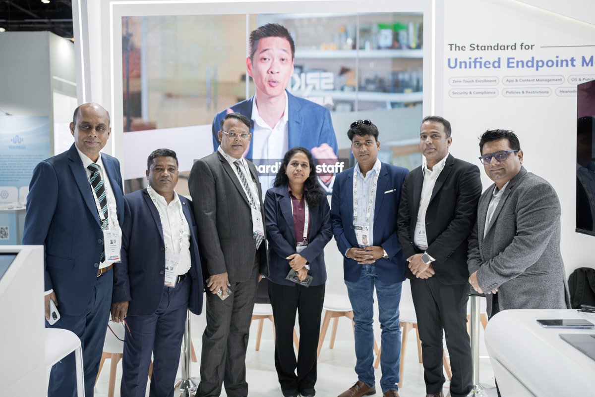 thehexnode's tweet image. A few glimpses from Day 1 at @GITEX_GLOBAL 2024!

A day filled with innovation, inspiration, and endless possibilities. From engaging product demos to insightful discussions with industry leaders, Hexnode has kicked off GITEX Global 2024 with a bang!

#GITEXGlobal #gitex24…