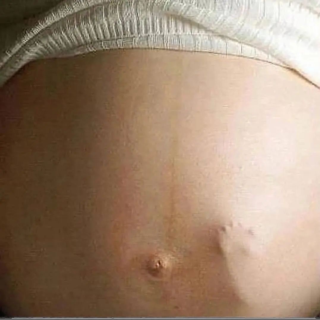 Please don't move without showing baby Love ❤️😍😍