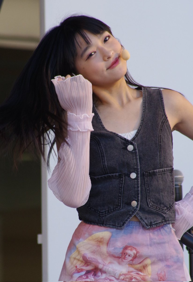 arirenimomo's tweet photo. #MIfab
大分の新しいグループ
これまでのアイドルとは路線が違うK-pop風。かなり完成されたグループ。OAB大感謝祭に出てたが、残念なことに物販は無し。最近いろんなイベントに出てるようで、これからを期待してます!新しくなったアー写で5名になったのは残念ですが。 https://t.co/Gs7ADE5lZe