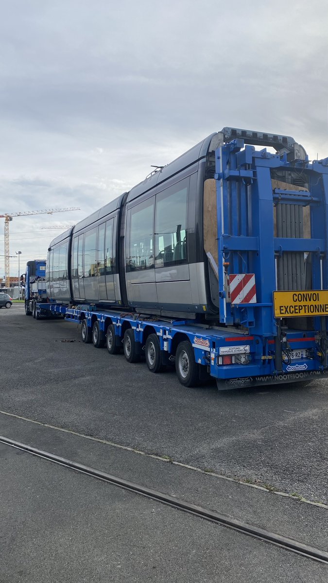TBM - Transports Bordeaux Métropole (@info_tbm) on Twitter photo Le saviez-vous ❔
62 de nos trams circulent depuis 20 ans et devraient normalement partir à la retraite après 30 ans de circulation (si, si c'est la loi ! ⚖️)
➡️ MAIS ! Avec <a href="/BxMetro/">Bordeaux Métropole</a> nous lançons une initiative sans précédent en France et validée par le Service Technique des Le saviez-vous ❔
62 de nos trams circulent depuis 20 ans et devraient normalement partir à la retraite après 30 ans de circulation (si, si c'est la loi ! ⚖️)
➡️ MAIS ! Avec <a href="/BxMetro/">Bordeaux Métropole</a> nous lançons une initiative sans précédent en France et validée par le Service Technique des