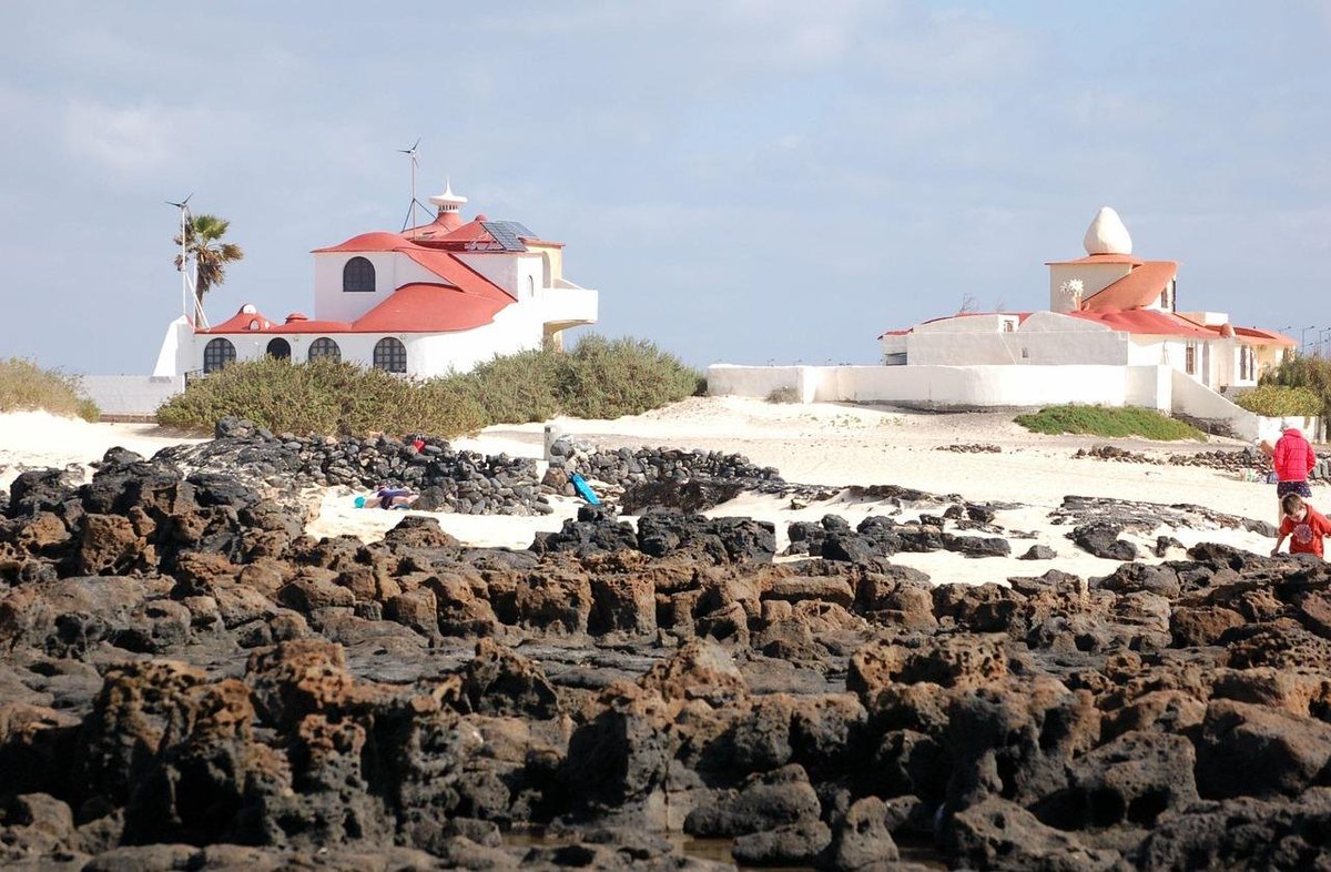 fuerteventurawk's tweet photo. Pescadores, playas, surf... un rincón completo.
https://t.co/PUJ9Q1ZnPX

#fuerteventura #pueblos #playa https://t.co/62yCArAYTx