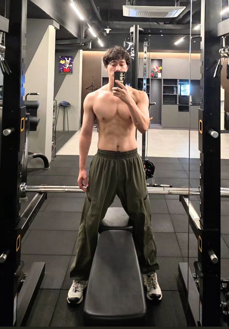 2pm_2021's tweet photo. FACE CARD                          BODY CARD https://t.co/EkVRmqSBAn