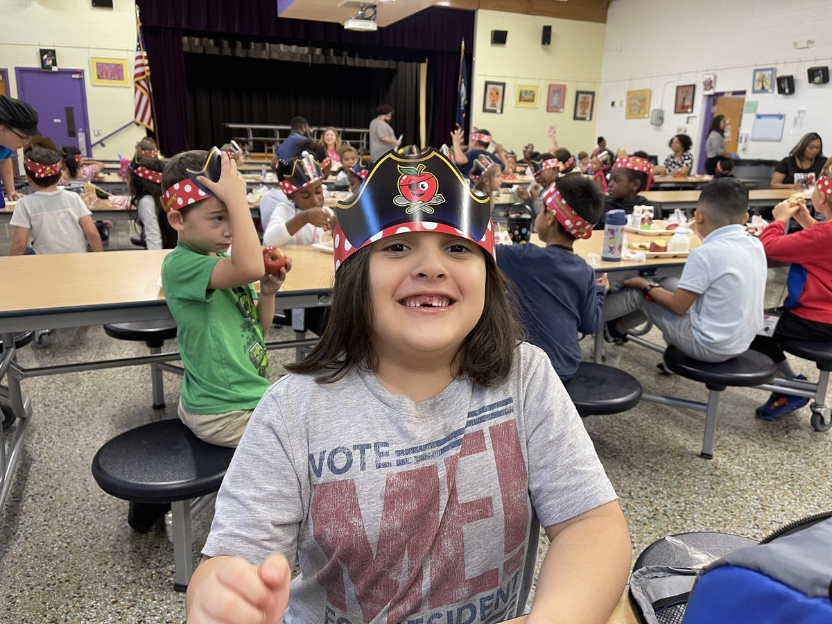 Ahoy, Mateys! 🍎 🦜 It’s #NationalSchoolLunchWeek, and our students are rocking their pirate apple hats as they sail into a healthy and delicious lunchtime adventure! Shout to our wonderful cafe staff who we celebrate this week and are thankful for everyday! <a href="/vbschools/">VBSchools</a>