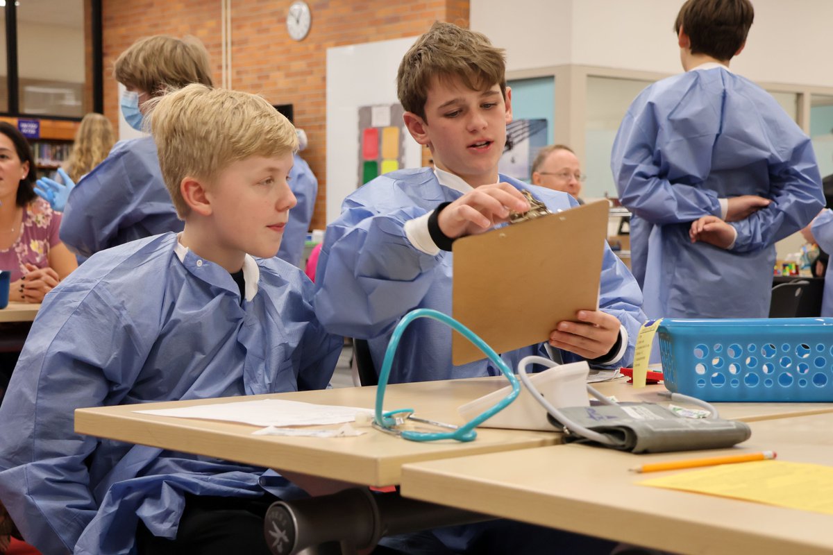 MidlandPS's tweet image. 6th-grade students in CSI class applied their medical skills and knowledge about vital signs to community volunteers for a real-world experience.
.
.
#CSIclass #MidlandPublicSchools #NortheastVikings #JeffersonHuskies #MiddleSchool