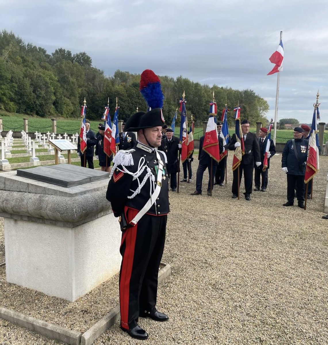 Cimitero Militare Italiano di Soupir: commemorazione dei caduti italiani in 🇫🇷 nella Prima Guerra Mondiale per mantenere viva la memoria in nome della pace.
