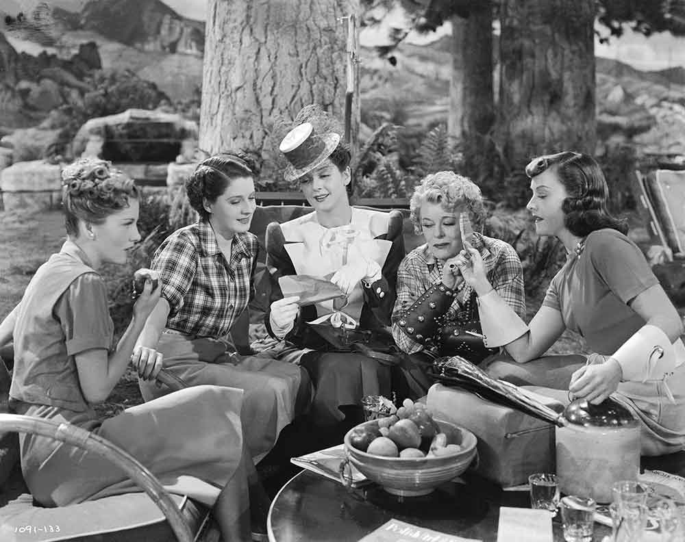 Norma Shearer, Joan Crawford and Rosalind Russell head a stacked all-female cast in THE WOMAN — an absorbing ensemble drama exploring rivalries and betrayals amongst a group of well-heeled Manhattan women.

Screening as part of CineMasters: Anita Loos.

🎟️bit.ly/GFT_TheWoman