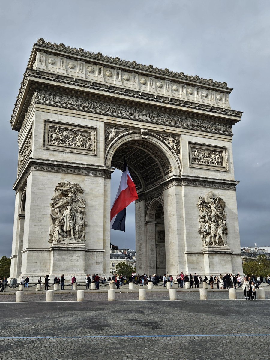 7 years since our last visit <a href="/LaTourEiffel/">La tour Eiffel</a> great to be back in #Paris  and get around the city.