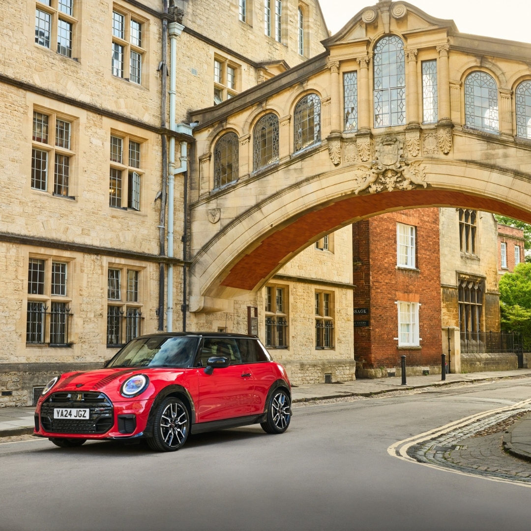 NewcastleMINI's tweet photo. MINI Cooper triumphs as The Sun’s 2024 Car of the Year⭐ 

The win builds on a successful year for the brand, launching an entirely new generation of models across the whole MINI family.

Discover the new MINI family today > https://t.co/kdBTHN9Csl

#MINICooper #LloydMINI https://t.co/pdNNOvDScS