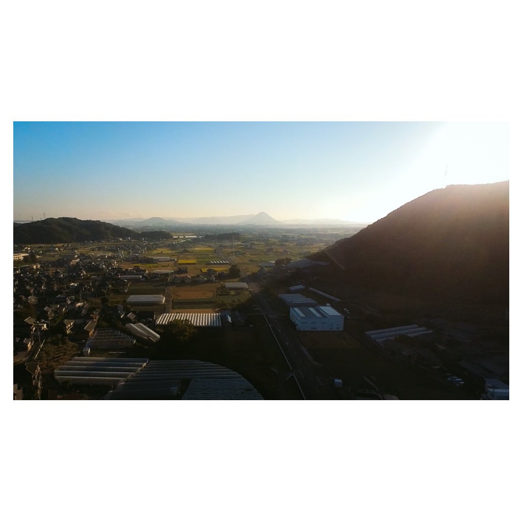 a_f_2009's tweet photo. ただ朝日を撮っただけなんだ
#drone
#fpv
#cetusx
#u99
#insta360
#betafpv https://t.co/7xdM2cwbek