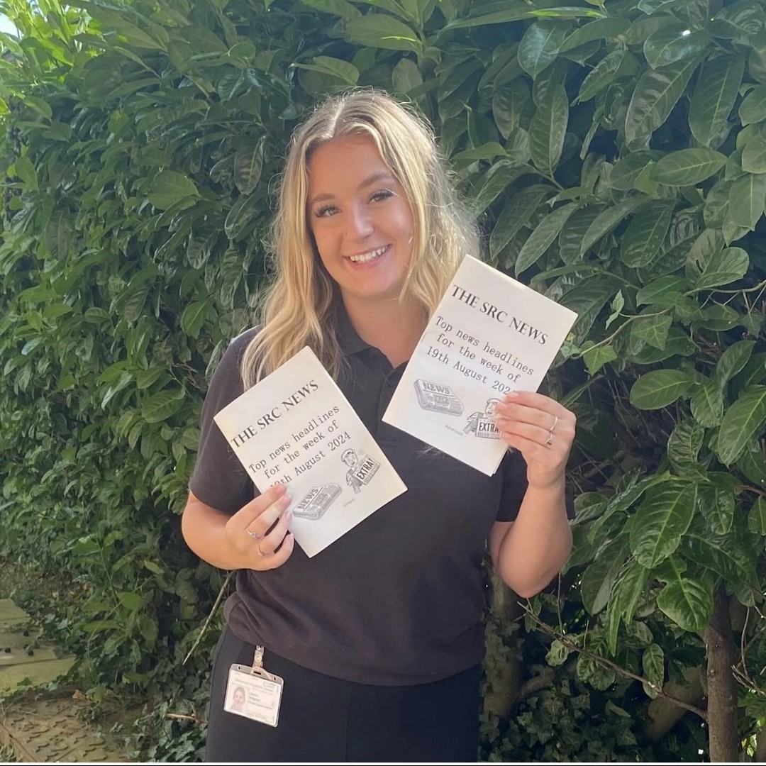 Meet Liberty, a Speech and Language Therapy Clinical Support Worker 👋

"I love seeing the progress patients make, crossing milestones and seeing how proud patients feel of their progress. Being there every step of the way to witness that is a beautiful thing." 

#AHPDay