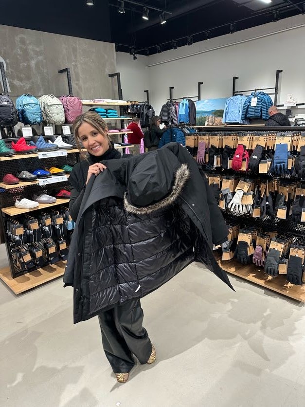 tevora's tweet image. We had a fantastic time with cybersecurity peers in Boston! 🍽️​

After a security talk and dinner at Mooo.... Burlington, we hit The North Face store to explore top-notch gear, and attendees picked out some amazing finds. 🛍️​

#CybersecurityCommunity #Networking #InfoSec #Tevora