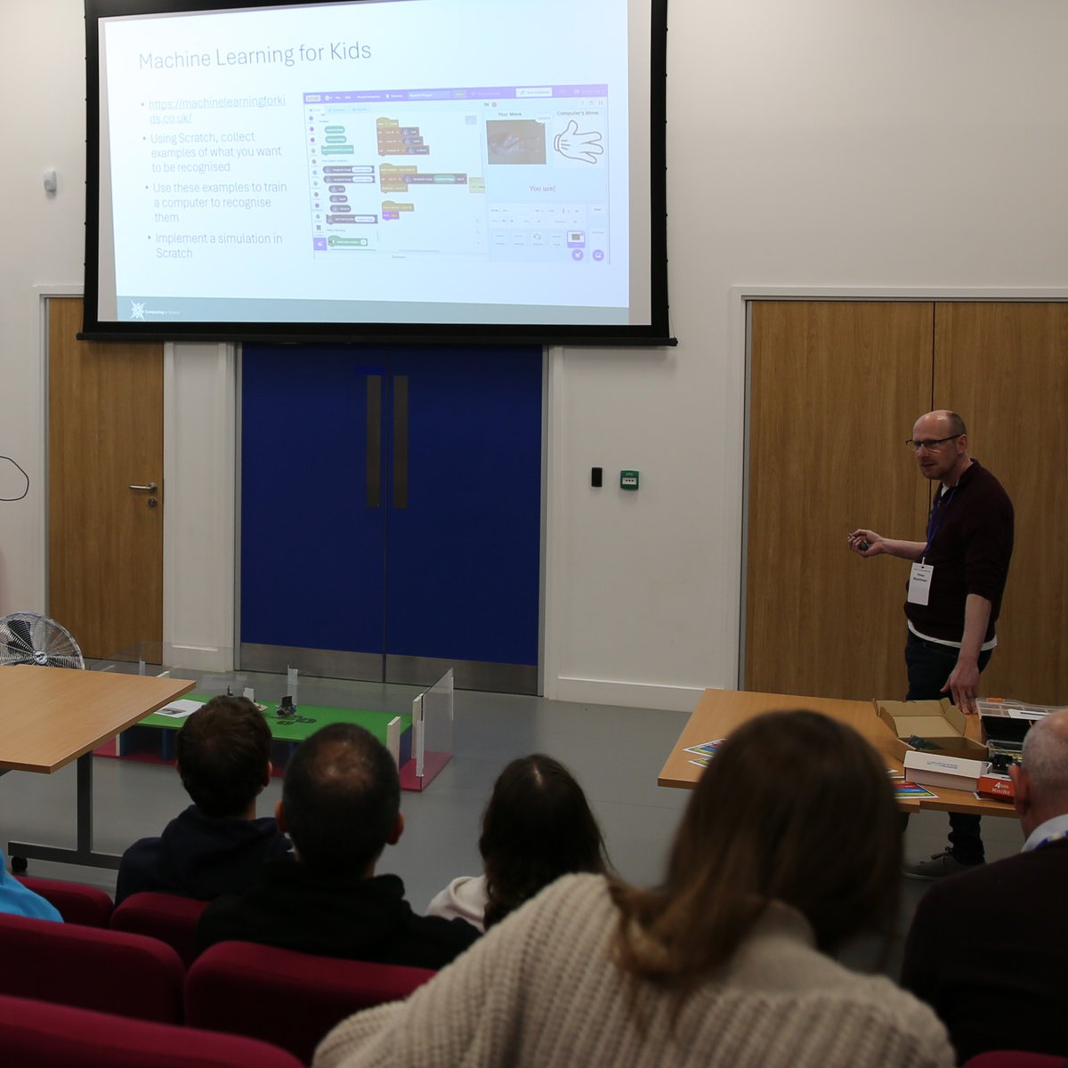 scienceoxford's tweet image. #PythonInEducation Day today facilitated discussions, learning & sharing ideas & tools for using #Python in the classroom & clubs. Thanks to all speakers for sharing their insight & experience!  @stfc_matters @MrLovellComp. Thanks to support from @UKPython & @microbit_edu