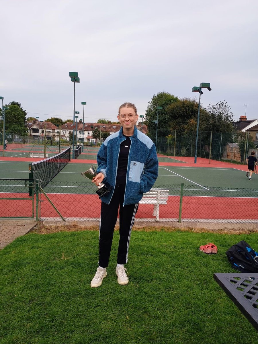 drummondltc's tweet photo. @drummondltc  Autumn Yellow Ball Tournament.
The rain stayed away &amp; after some lovely tennis, its congratulations to Vinay (12u), Daniel (14u) &amp; Eilis (18u).
Well done to everyone who entered, to everyone who supported the players and to Edwin for organising the day. #wanstead https://t.co/JQGGPCoQ3y