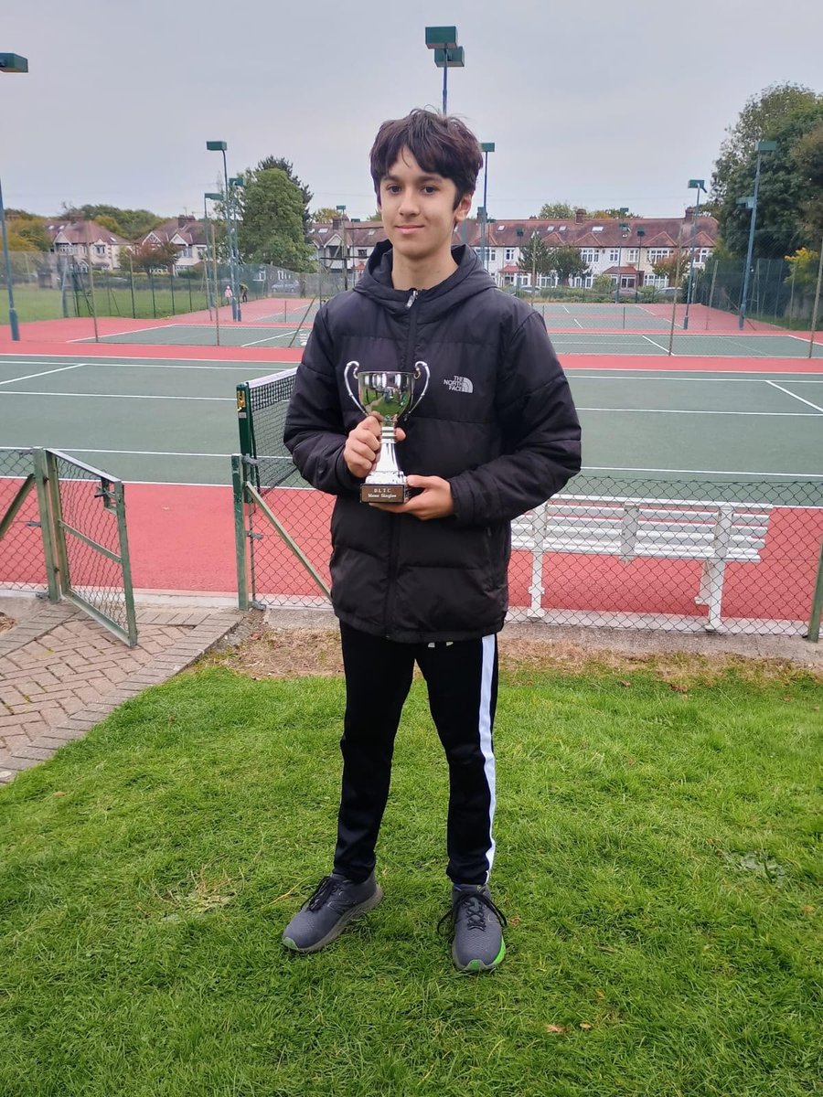 drummondltc's tweet photo. @drummondltc  Autumn Yellow Ball Tournament.
The rain stayed away &amp; after some lovely tennis, its congratulations to Vinay (12u), Daniel (14u) &amp; Eilis (18u).
Well done to everyone who entered, to everyone who supported the players and to Edwin for organising the day. #wanstead https://t.co/JQGGPCoQ3y