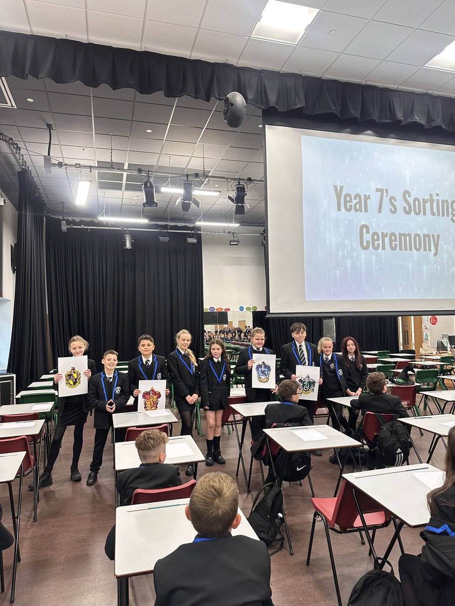 Islwyn High English tweet media