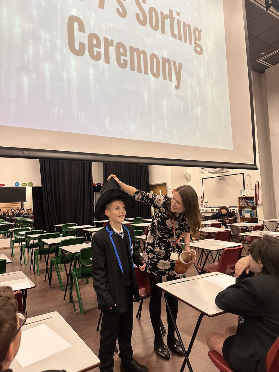 Islwyn High English tweet media