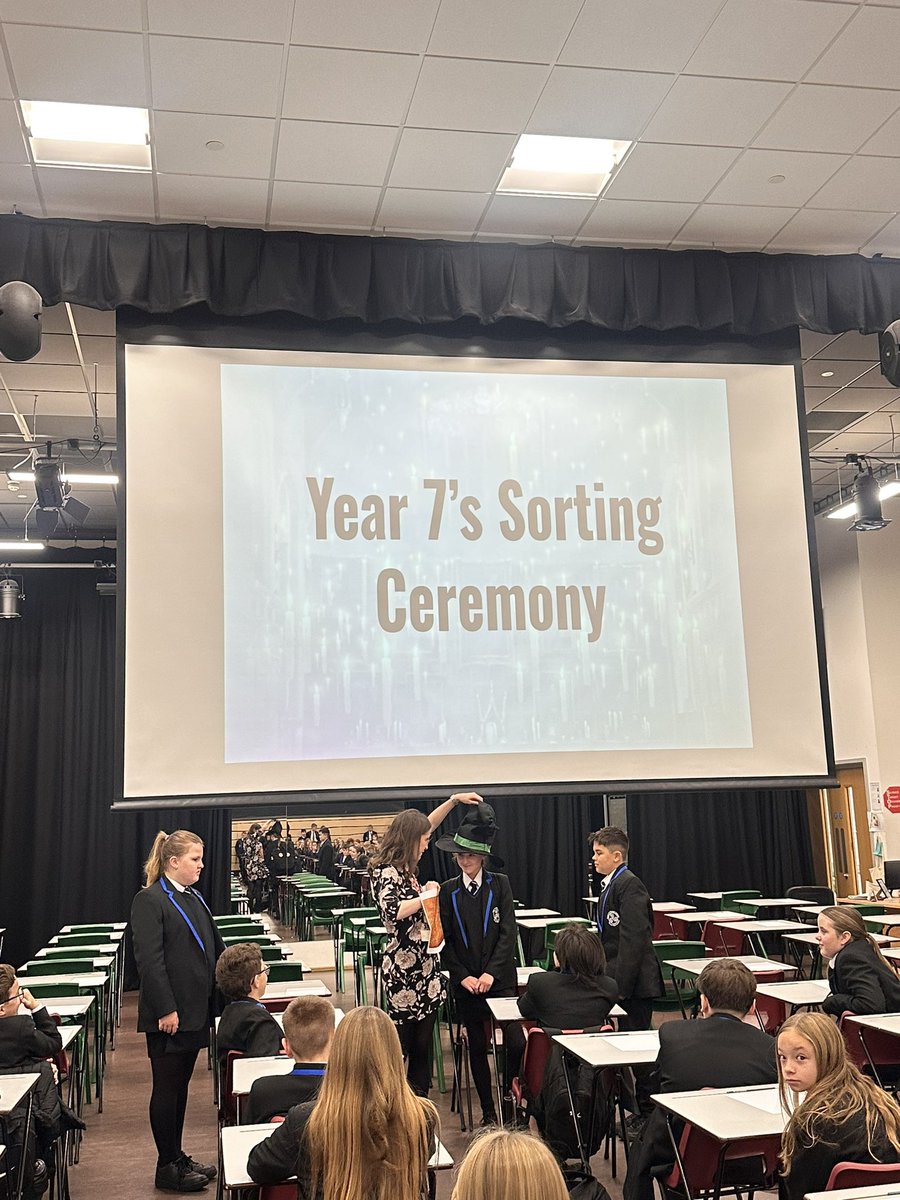 Islwyn High English tweet media