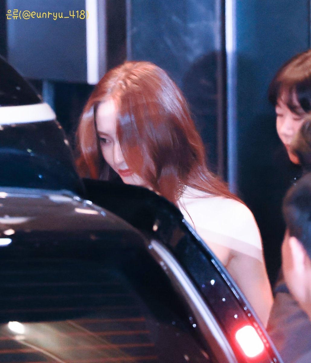 241014 W코리아 행사 퇴근길
수정이🥺
#KRYSTAL #크리스탈 #정수정