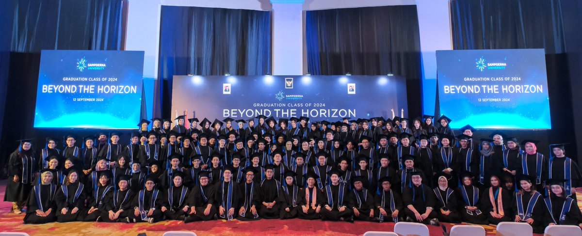 In September, Sampoerna University celebrated the graduation of 99 students who received dual degrees from Sampoerna and the University of Arizona. The ceremony underscores the growing success of the dual-degree programs offered through the U of A’s global microcampus initiative.