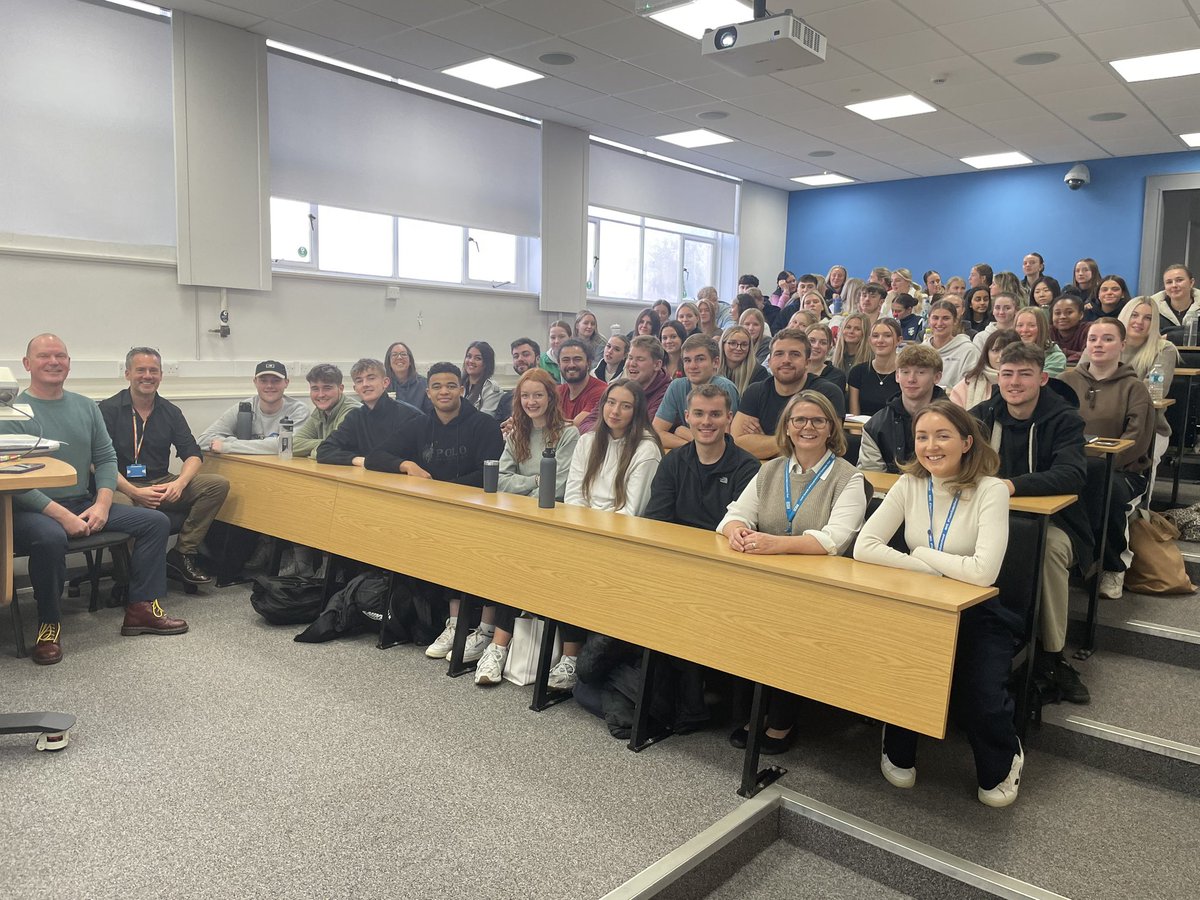 Happy AHP’s day! Todays induction to placement session with the BSc Physiotherapy students at UNN this morning with my AHP PPF colleagues #AHPDay #NorthumbriaNHS