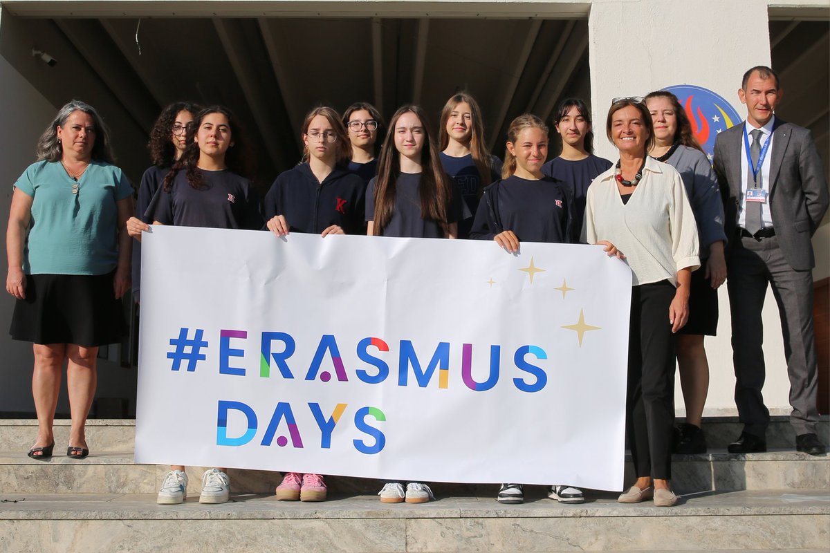 TEDBODRUM's tweet image. Okulumuz bu yıl da öğrencilerimizin hem akademik hem de kişisel gelişimlerine katkı sağlayacak 5 yeni Erasmus projesine başvuruda bulundu ve sonuçlarını heyecanla bekliyor. 

#erasmusdays 
#erasmusplusproject
#globalcitizen 
#erasmusprojesi 
#ulusalajans 
#dünyavatandaşı