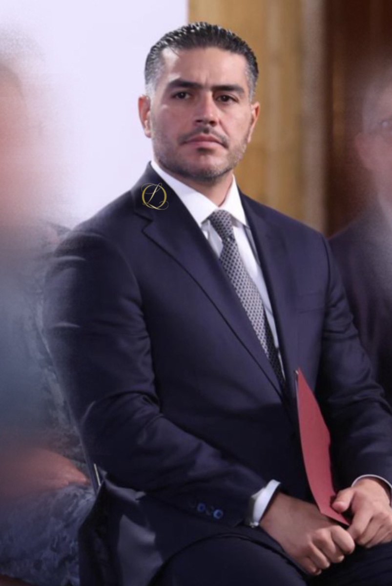 Excelente inició de semana para todos ♥️🍀 Feliz Lunes ☀️ 
#Secretario #Sspc #OHGH
#OmarGarciaHarfuch